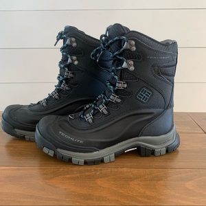 Columbia snow boots- women’s